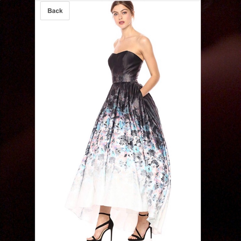 One hour sale. 🌹Betsy Adam dress💝